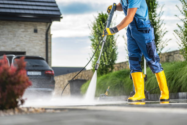 Why Choose Our Certified Pressure Washing Experts for Your Project Needs in Anna, OH?